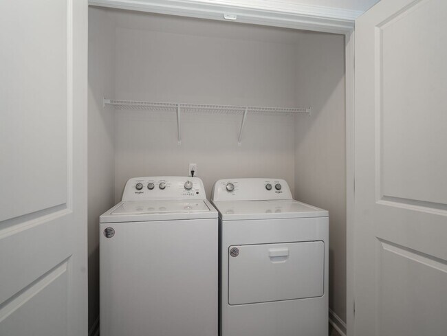 Building Photo - 107 Sunriff CT