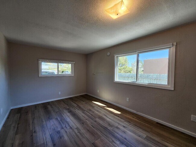 Building Photo - 1018 Camino Carlos Rey