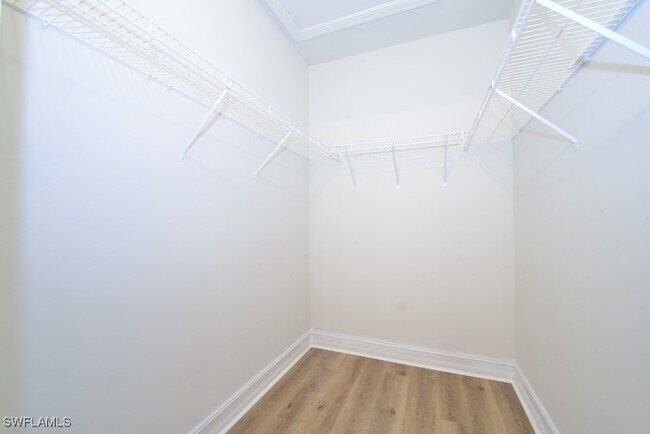 Building Photo - 7812 Regal Heron Cir