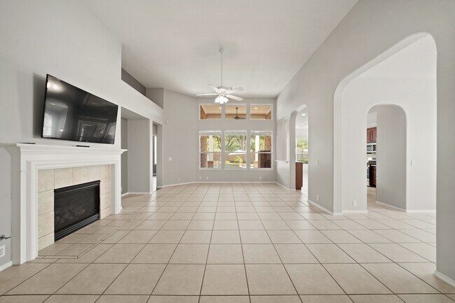 Building Photo - 5710 Everhart Manor Ln