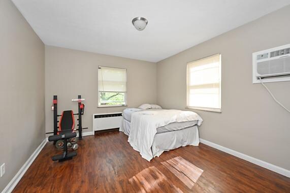 Building Photo - 3913 E Gatewood Ln