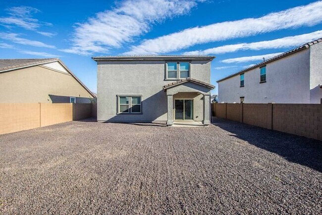 Building Photo - Home at Mission Royal Resort Living Community! 5bd 3ba 2688sqft!