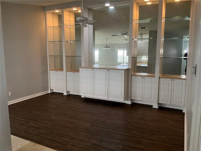 Building Photo - 11616 Garessio Ln