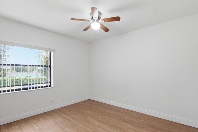 Building Photo - 11396 Taft St