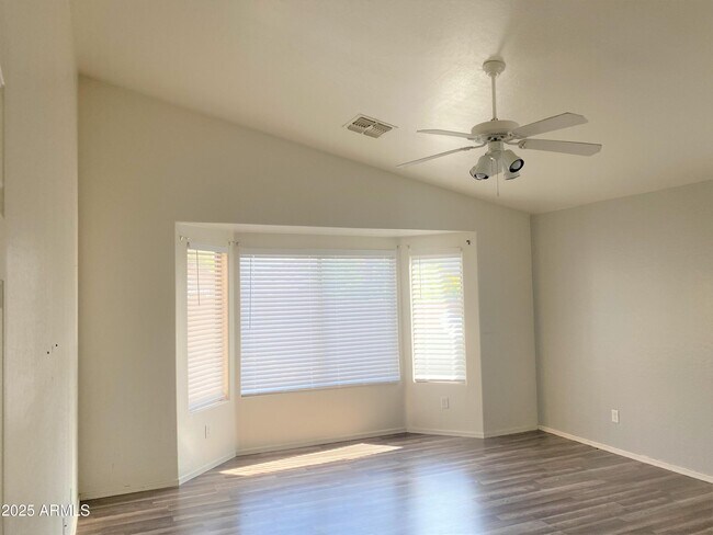 Building Photo - 12838 W Corrine Dr