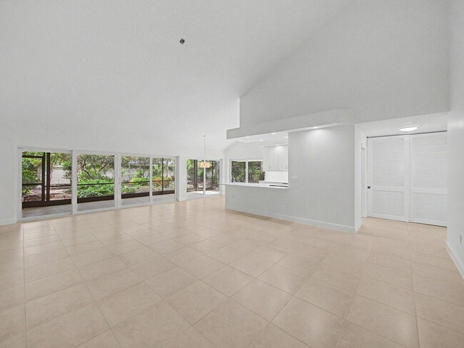 Building Photo - 303 Leeward Dr