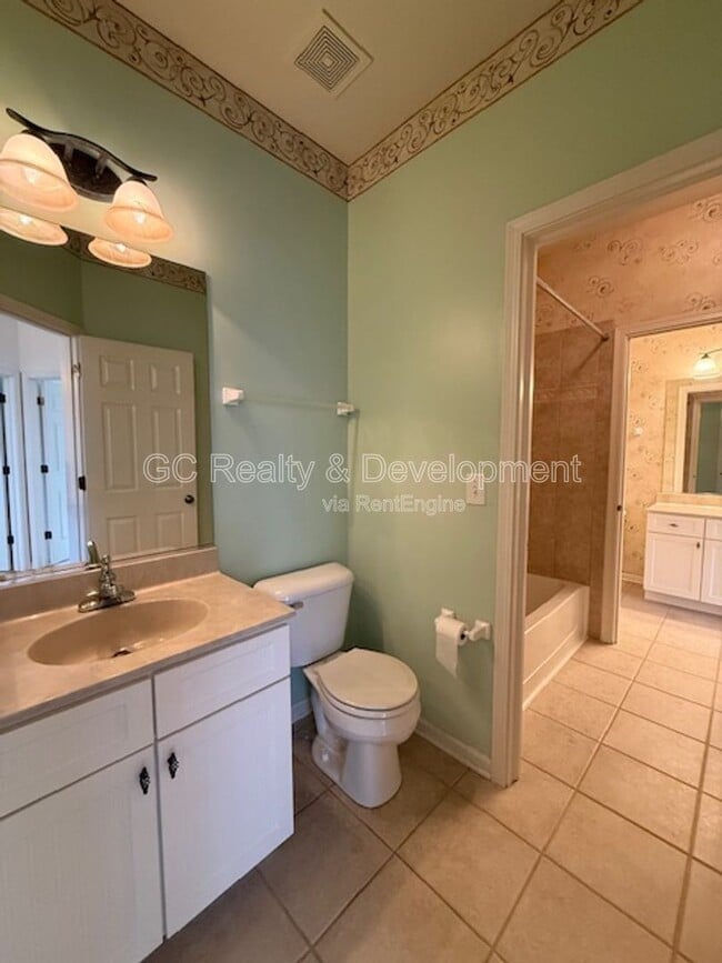 Building Photo - 2481 Hearthstone Dr