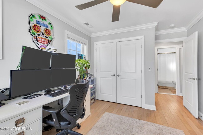 Building Photo - 12 4th St