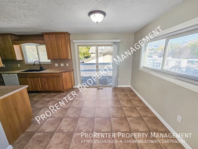 Building Photo - 929 Wasatch Dr