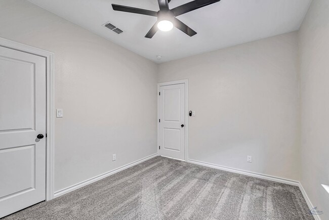 Building Photo - 3741 Alnwick Dr