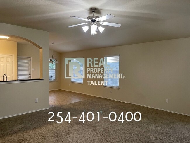 Building Photo - 3-bedroom, 2-bathroom home located  in Waco