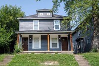 Building Photo - 428 N Bradley Ave