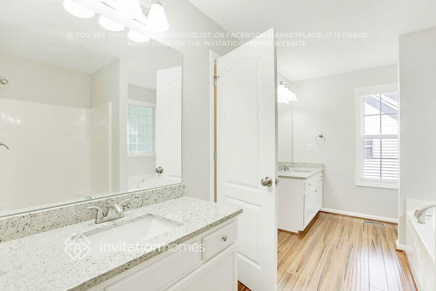 Building Photo - 202 Legend Creek Ln