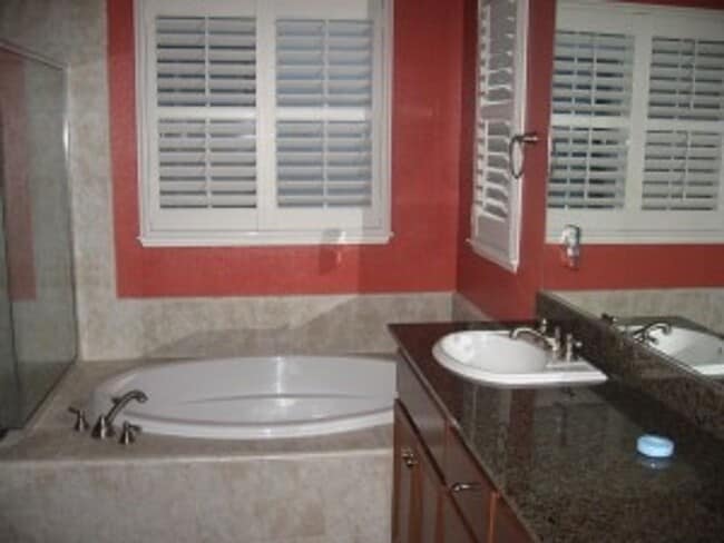 Building Photo - Mountain House Home Spacious 4 Bedroom, 3 ...