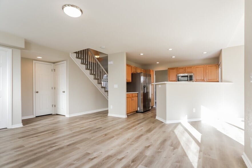 Building Photo - 2876 S Tower Way