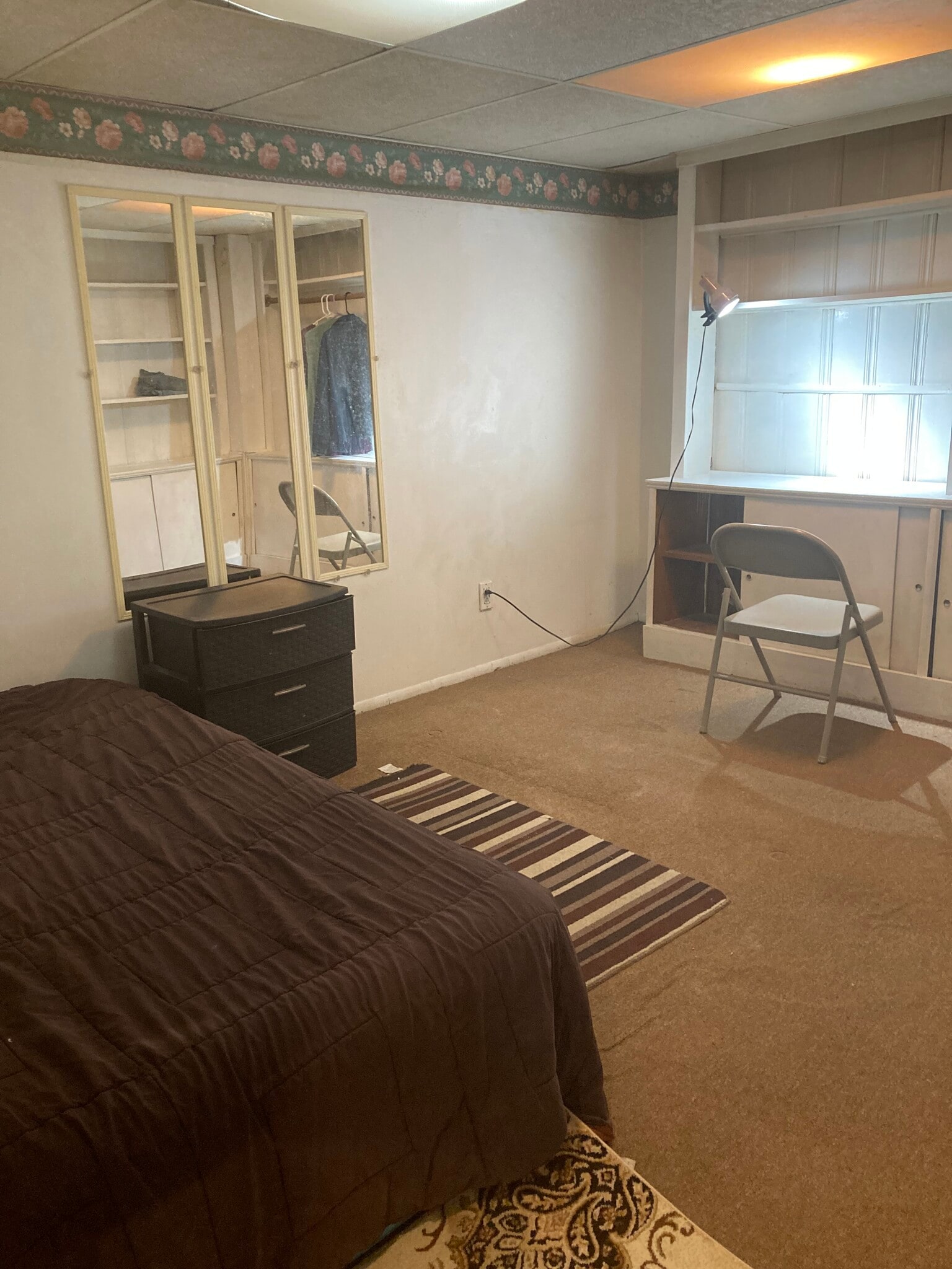 Bdrm, twin size bed, clothing unit - 764 Lenore Ln