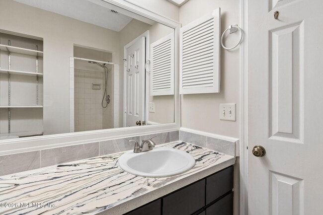 Building Photo - 7623 Baymeadows Cir W