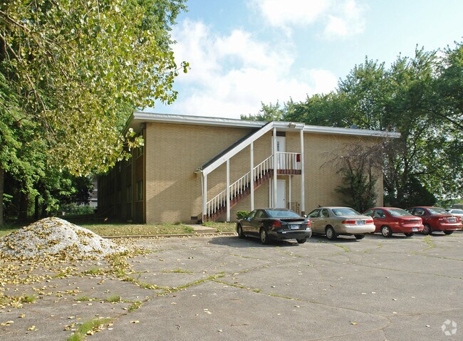 Building Photo - 3330 Pierce St