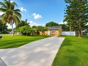 Building Photo - 3561 Oberon Ave