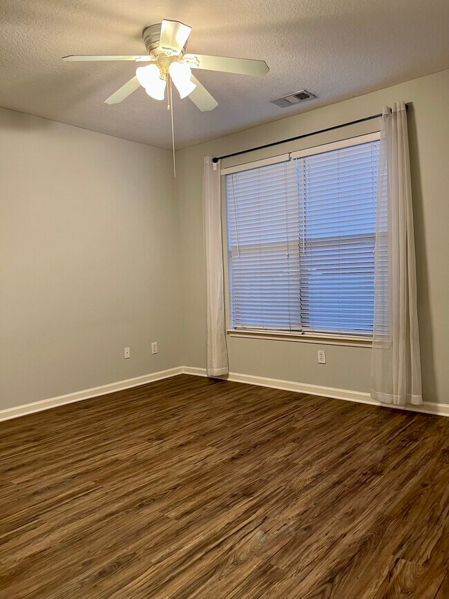 Bedroom #2 (upper floor) - 400 17th St NW