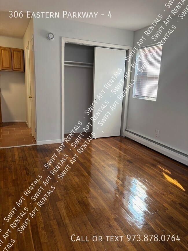 Building Photo - 306 Eastern Pkwy