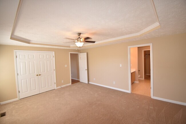 Building Photo - 5607 Walking Trail Way
