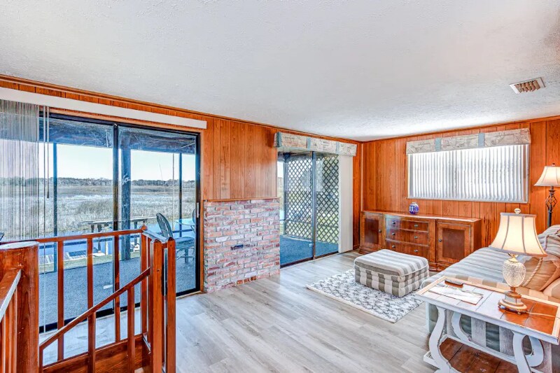 Building Photo - 9335 E Beech Cir