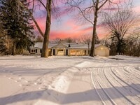 Building Photo - 25330 Brookview St