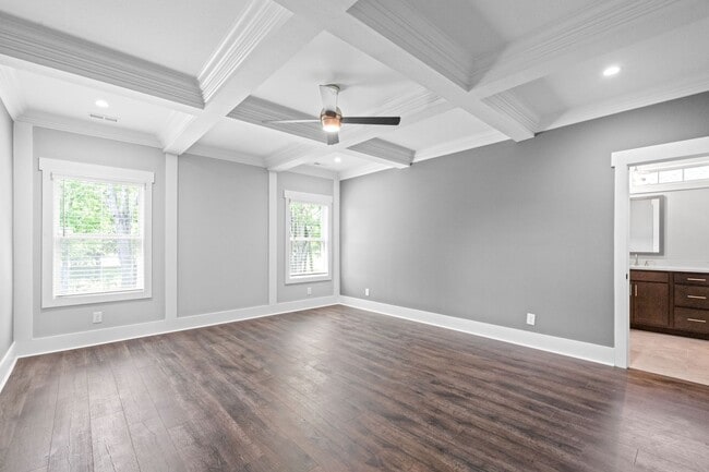Building Photo - Pet Friendly in Sango!