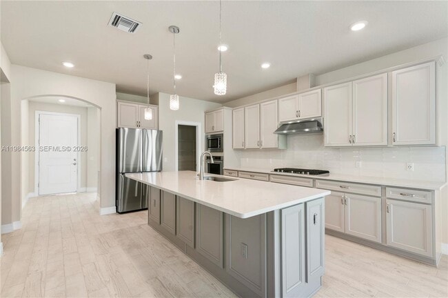 Building Photo - 8185 Tailshot Ct