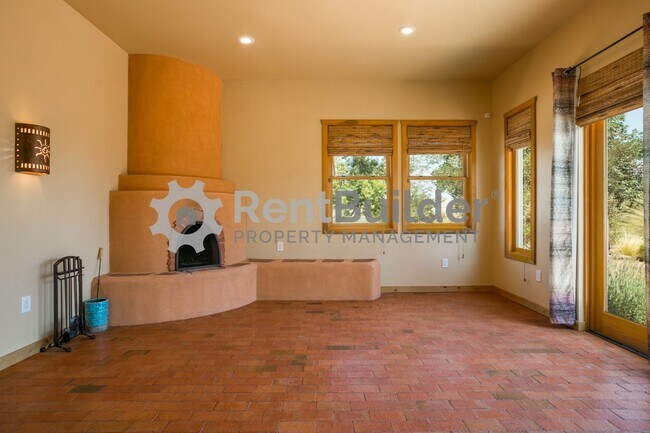 Building Photo - CALL US TODAY AT (505) 808-6467 TO SCHEDUL...