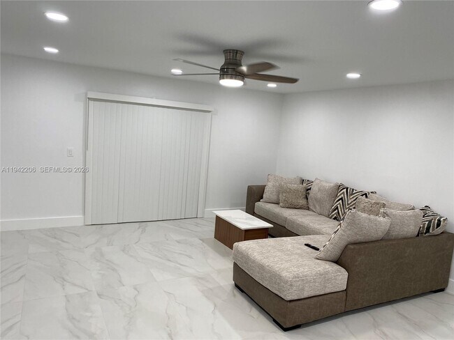 Building Photo - 22615 SW 66th Ave