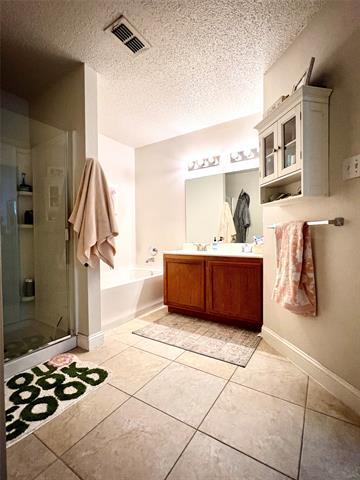 Building Photo - 1116 Willow Tree Dr