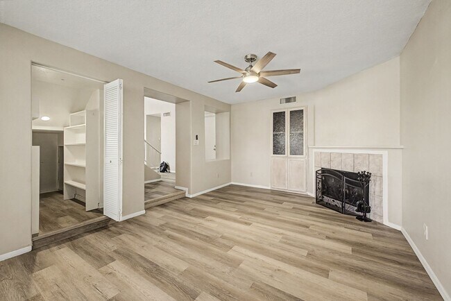 Building Photo - 184 S Willow Creek St
