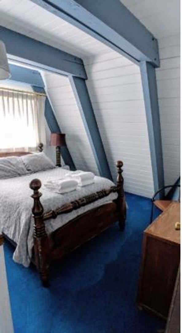 Building Photo - "Million Dollar Views" This home offers br...
