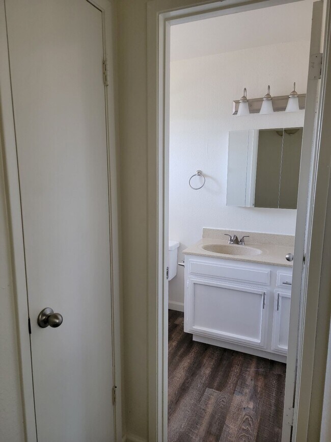 Floorplan - Sunburst Apartments