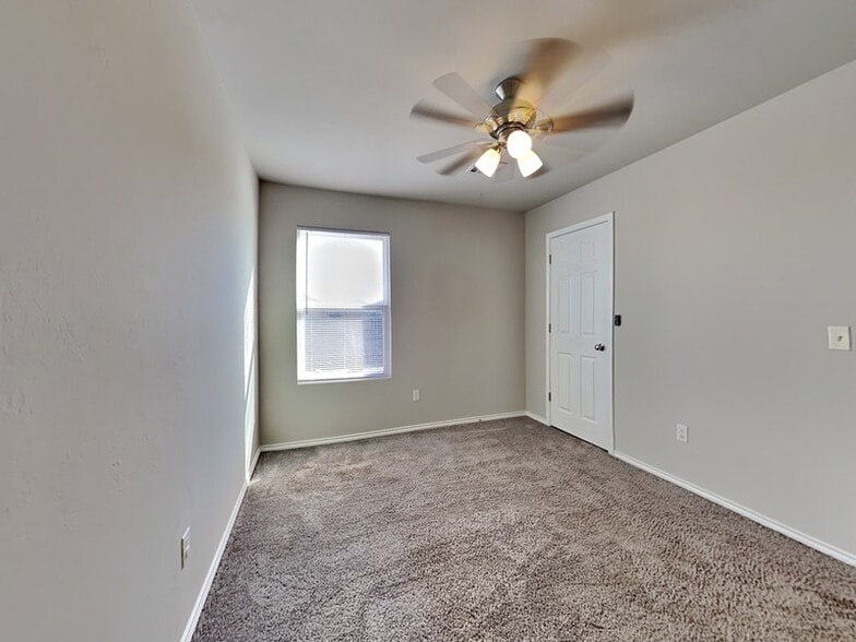 Building Photo - 11513 Ruger Rd