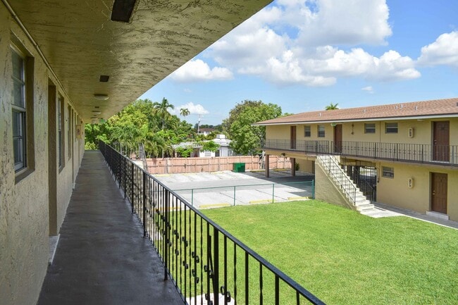 Primary Photo - AVAILABLE NOW: For Rent - 1/1 Apartment fo...