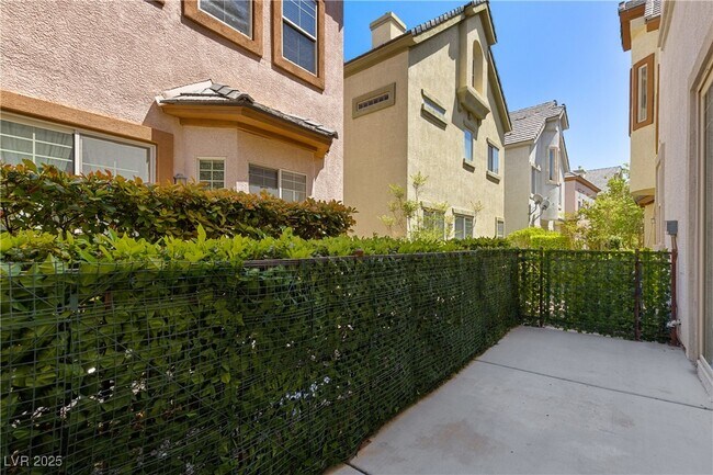 Building Photo - 9228 Whitekirk Pl