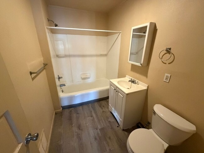 Building Photo - 242-244 Orange Street