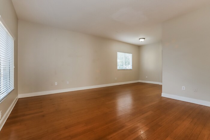 Building Photo - 3519 Pine Top Dr