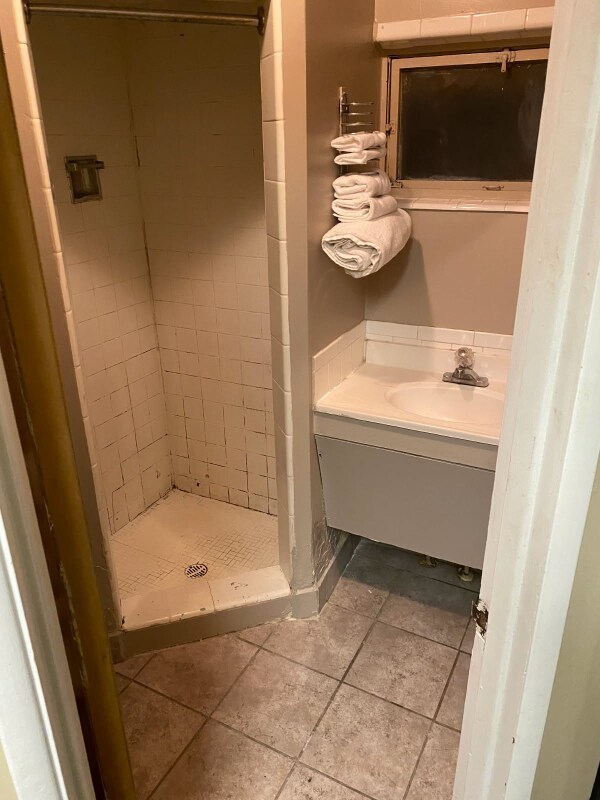 Building Photo - 316 E Flaming Gorge Way