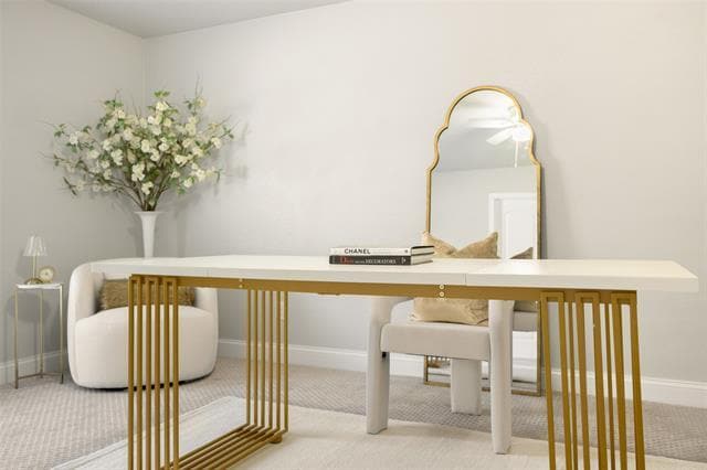 Building Photo - 6350 Glennox Ln