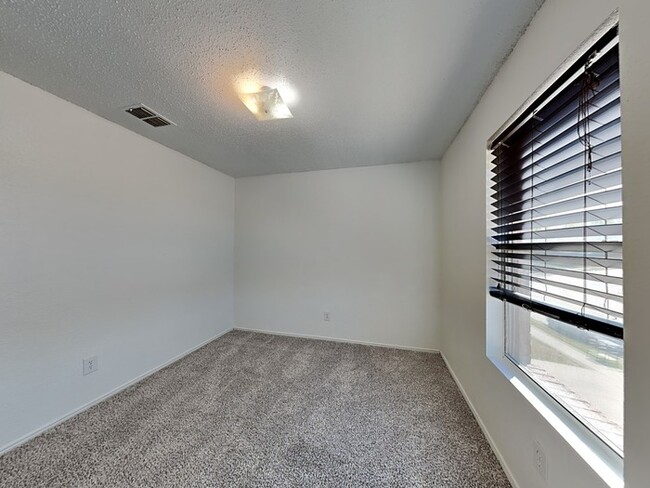 Building Photo - COME SETTLE HERE