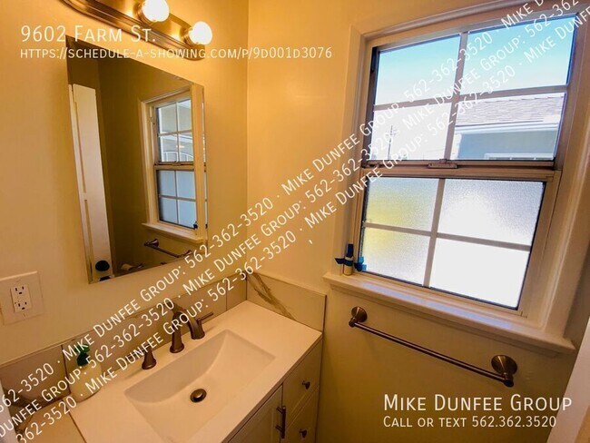 Building Photo - 9602 Farm St