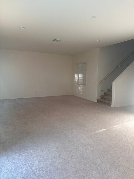 Building Photo - 13914 N Flaxleaf Pl