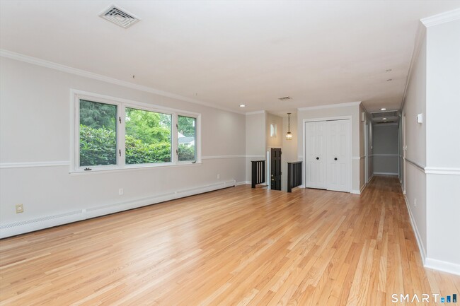 Building Photo - 4 Nappa Ln
