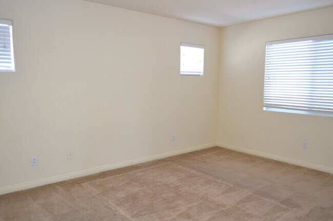 Building Photo - SOUTHERN HIGHLANDS - 2 STORY - 89141