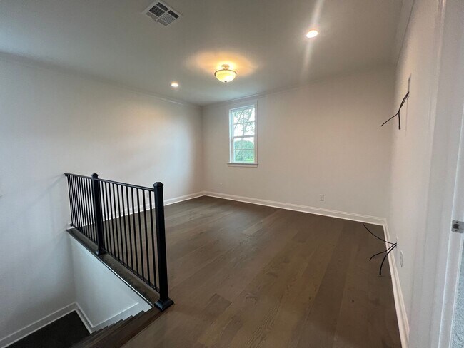 Building Photo - Mattera Subdivision