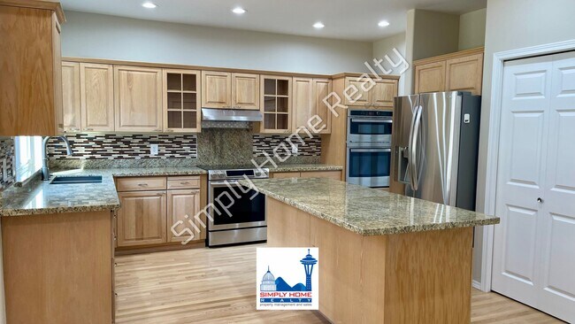 Building Photo - Step Inside this beautiful Home in Tacoma!